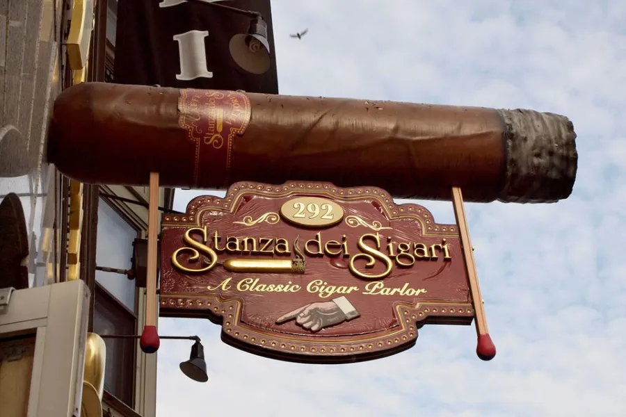 Cigar Lounge